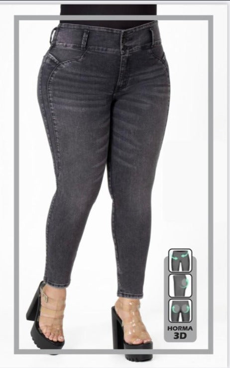 REAL JEANS CON REALCE