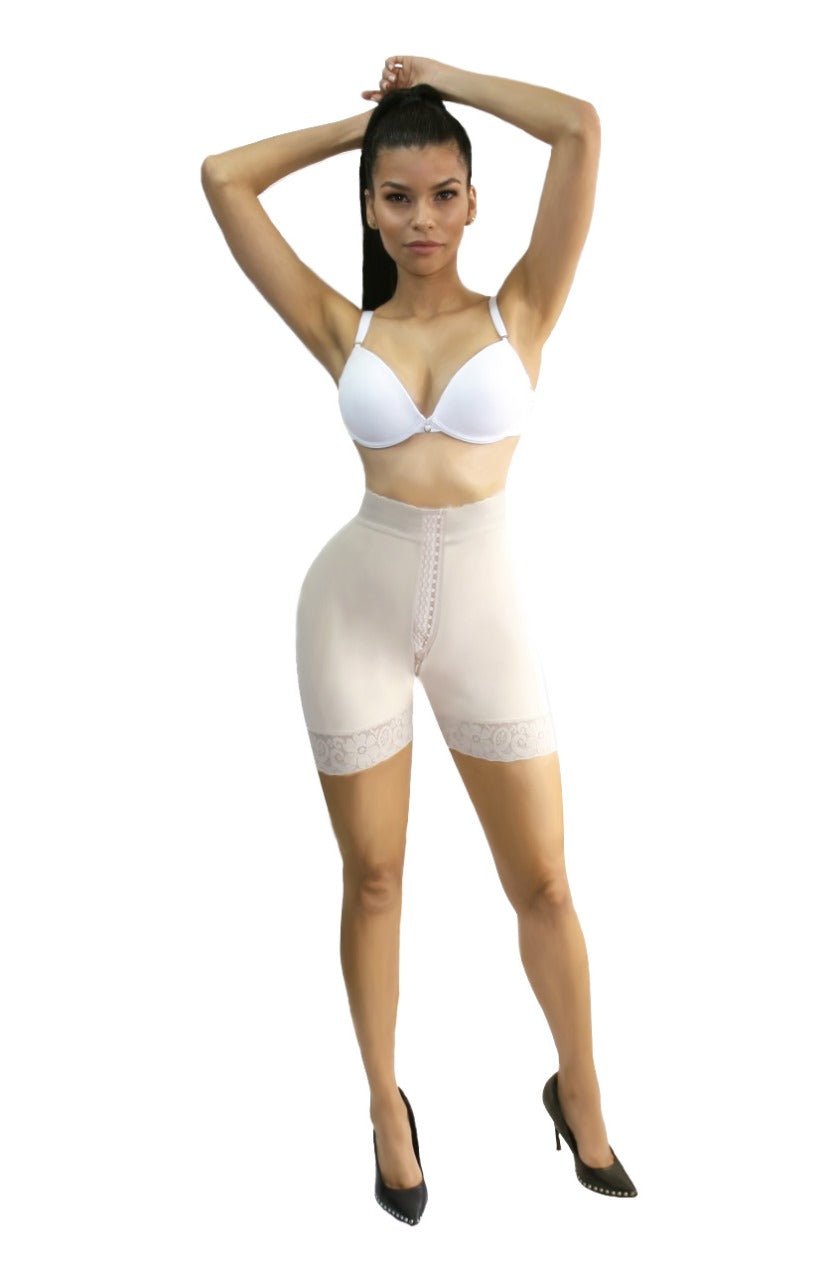 Invisible Butt-Lifting Short, Mid Compression